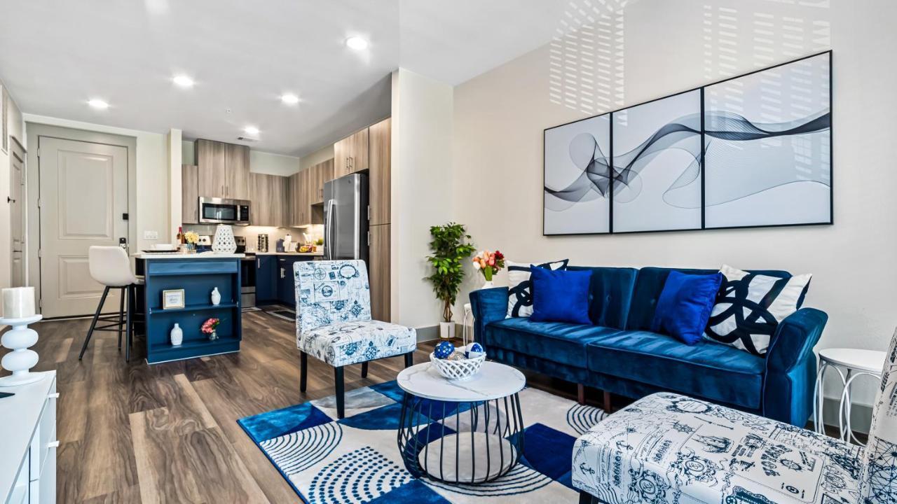 Cozy Retreat-Free Reserved Parking-Pool Addison Extérieur photo