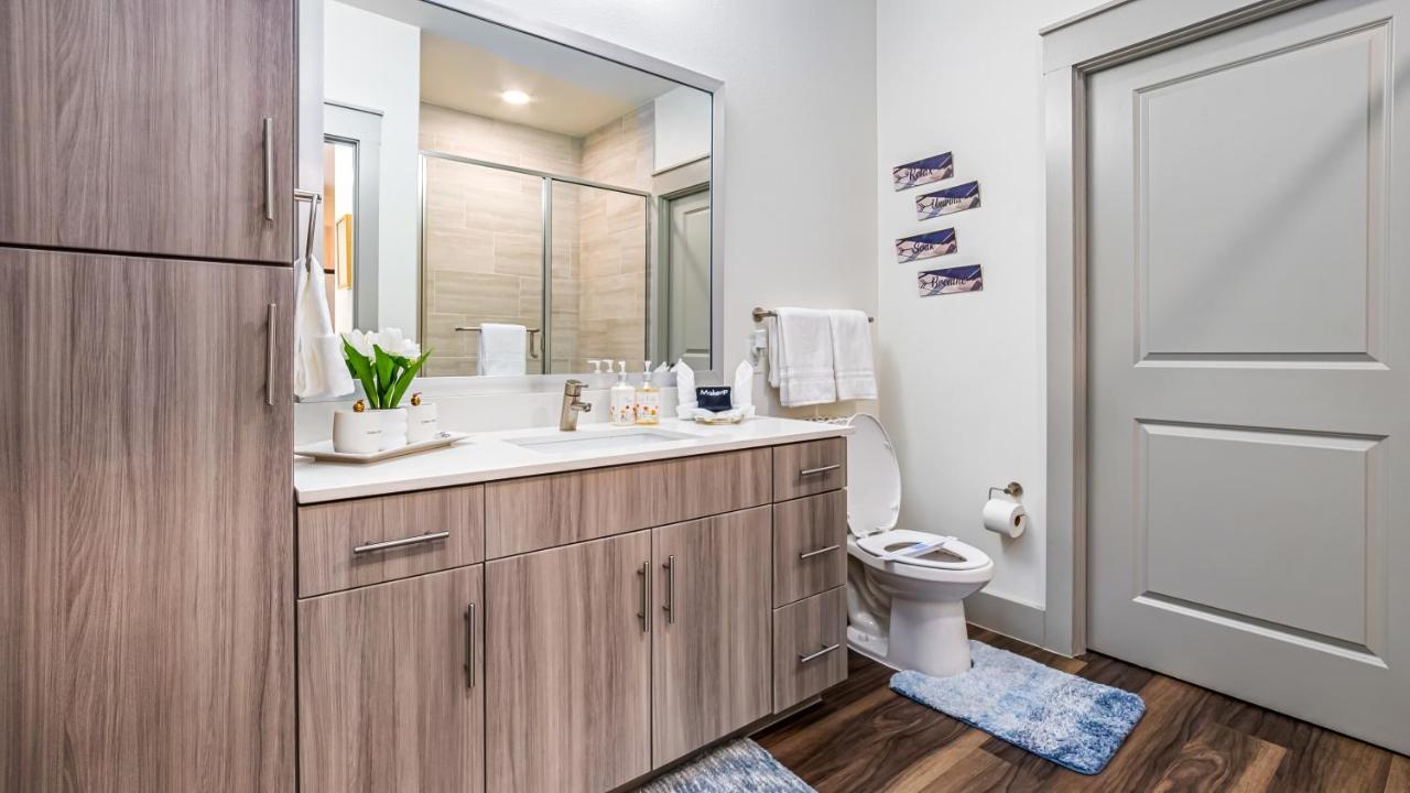 Cozy Retreat-Free Reserved Parking-Pool Addison Extérieur photo